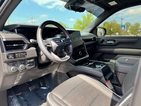 Used 2026 GMC Yukon AT4 Ultimate AWD/4WD image 14