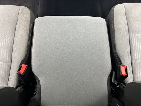 Used 2024 RAM 2500 Big Horn image 33