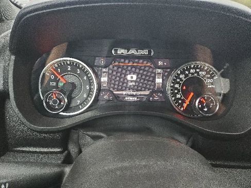 Used 2024 RAM 1500 Big Horn AWD/4WD image 15
