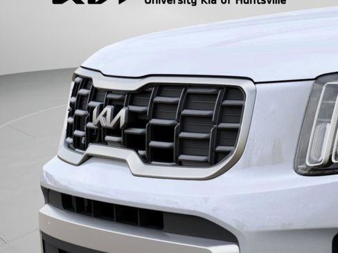 New 2025 Kia Telluride S image 13