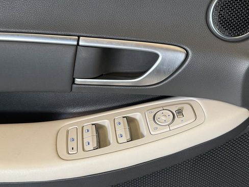 Used 2024 Hyundai Sonata SEL w/ Convenience Package image 17