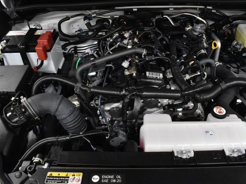 Certified 2025 Toyota 4Runner SR5 image 10