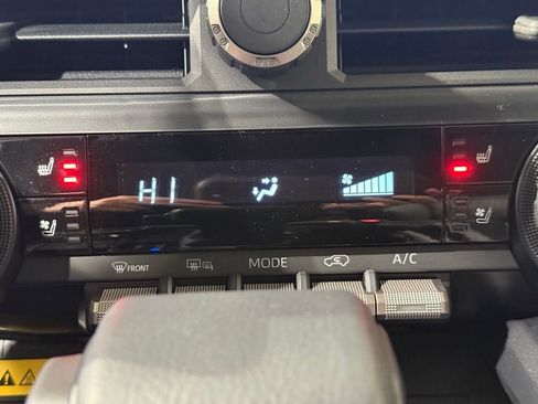 Certified 2025 Toyota 4Runner TRD Off-Road Premium image 29