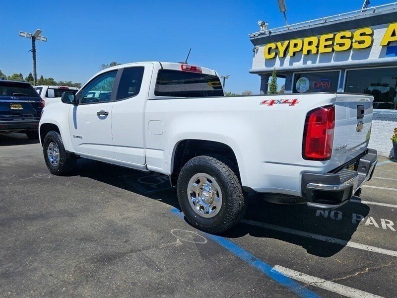 Used 2016 Chevrolet Colorado W/T w/ WT Convenience Package AWD/4WD image 3