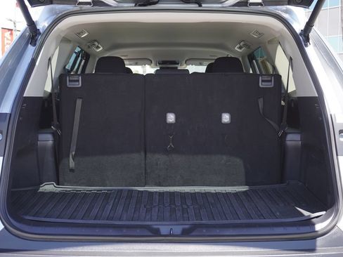 Certified 2025 Toyota Grand Highlander FWD image 8