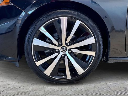 Used 2022 Nissan Altima 2.5 SR image 9