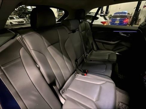 Used 2020 Audi Q8 Premium Plus w/ Premium Plus Package AWD/4WD image 27