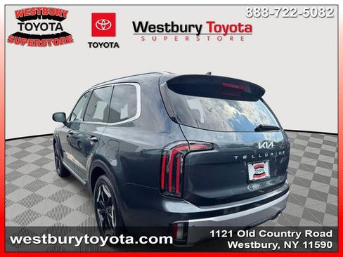 Used 2023 Kia Telluride EX AWD/4WD image 6