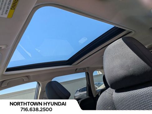 Used 2024 Subaru Forester Premium AWD/4WD image 9