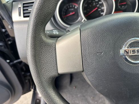 Used 2011 Nissan Versa 1.8 S w/ Plus Pkg image 13