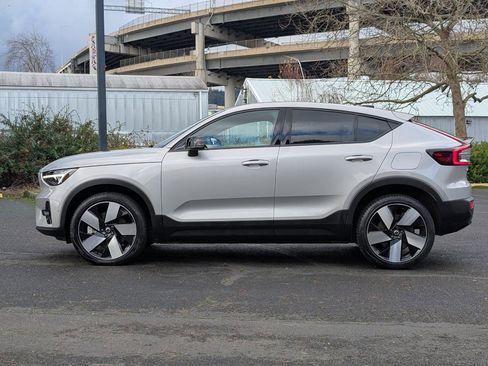 Used 2023 Volvo C40 P8 Recharge Ultimate w/ Protection Package Premier image 4