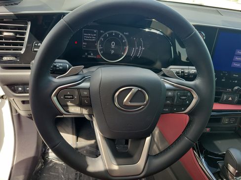Used 2025 Lexus NX 250 FWD w/ Towing Package (2000 Lbs) image 25