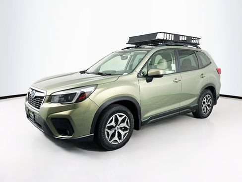 Used 2021 Subaru Forester Premium w/ Popular Package #1 image 3
