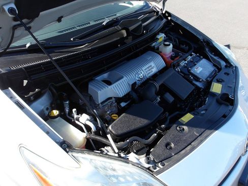 Used 2010 Toyota Prius Three FWD image 19