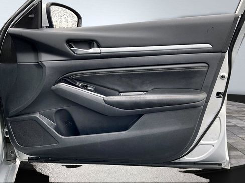 Used 2023 Nissan Altima 2.5 SL image 25