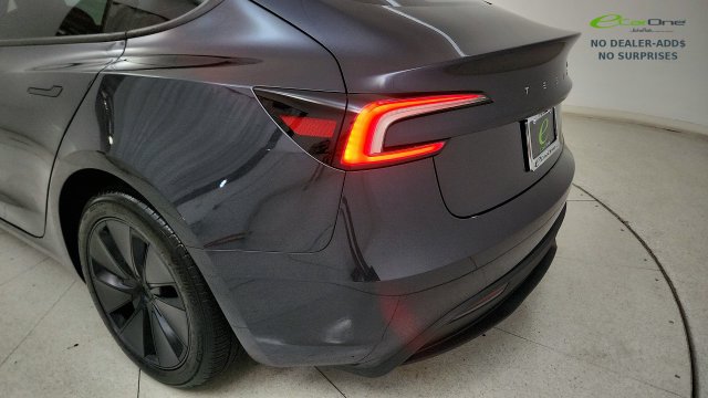 Used 2025 Tesla Model 3 Long Range RWD image 26