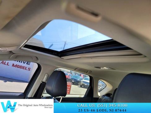 Used 2019 MAZDA CX-5 Touring image 10