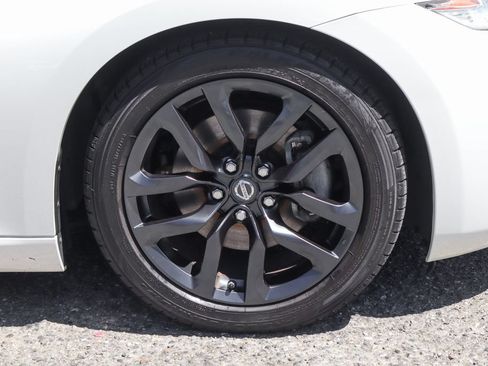 Used 2017 Nissan 370Z Coupe RWD image 35