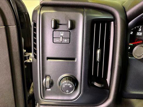 Used 2018 GMC Sierra 1500 2WD Double Cab image 16