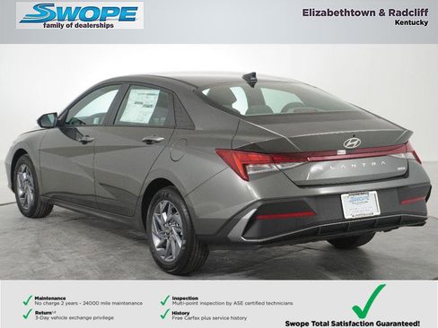 New 2026 Hyundai Elantra Blue image 5