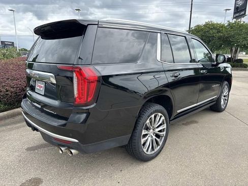 Used 2021 GMC Yukon Denali w/ Denali Premium Package RWD image 5