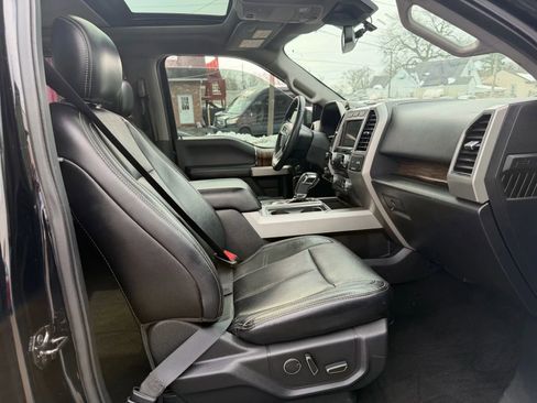 Used 2018 Ford F150 Lariat w/ Equipment Group 502A Luxury image 9