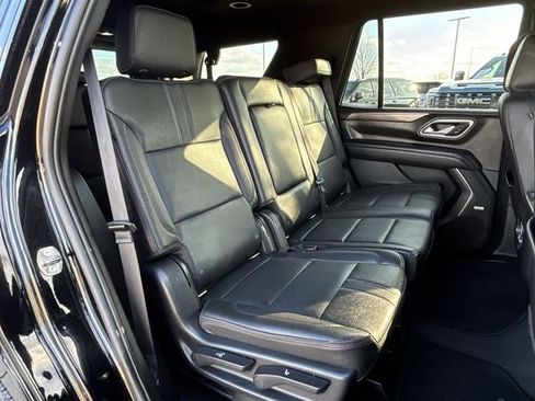 Used 2022 Chevrolet Tahoe RST w/ Luxury Package image 25