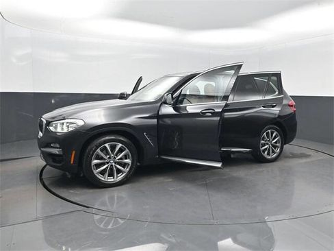 Used 2019 BMW X3 xDrive30i w/ Premium Package image 39