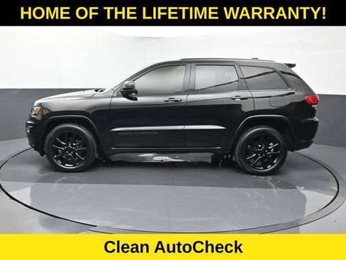 Used 2020 Jeep Grand Cherokee Altitude AWD/4WD image 4