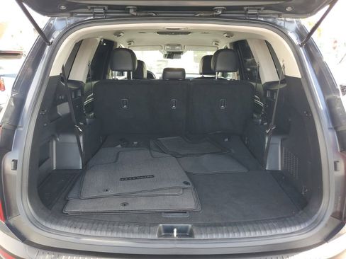 Used 2022 Kia Telluride LX image 8