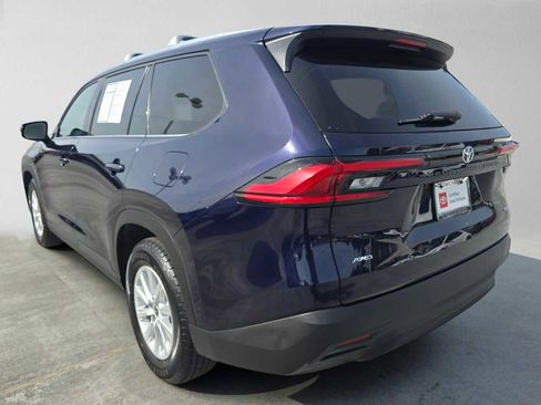 Certified 2024 Toyota Grand Highlander AWD image 5