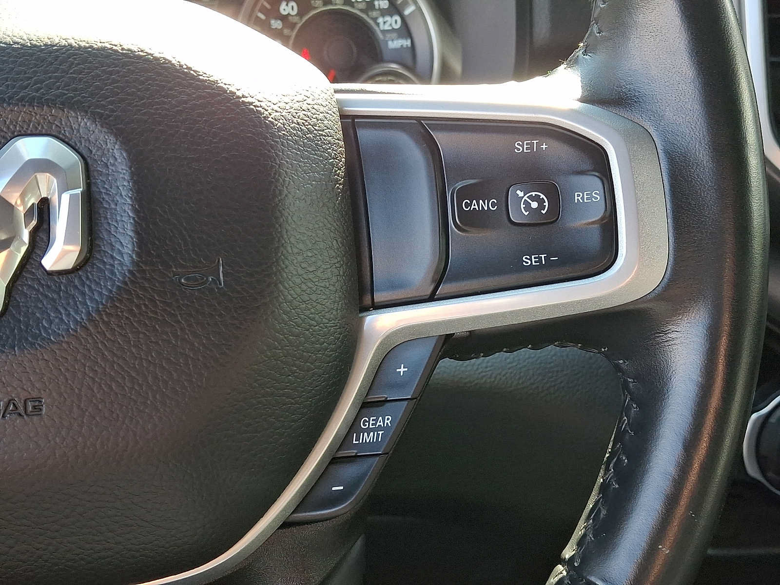 Used 2022 RAM 1500 Big Horn AWD/4WD image 20
