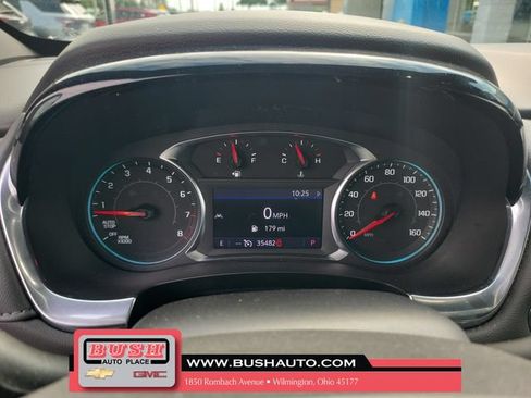 Used 2023 Chevrolet Traverse LT FWD image 26