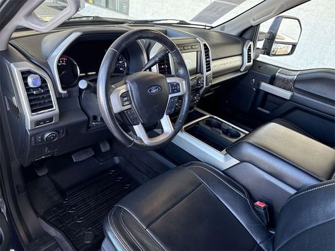 Used 2018 Ford F250 Lariat w/ Tow Technology Bundle image 10