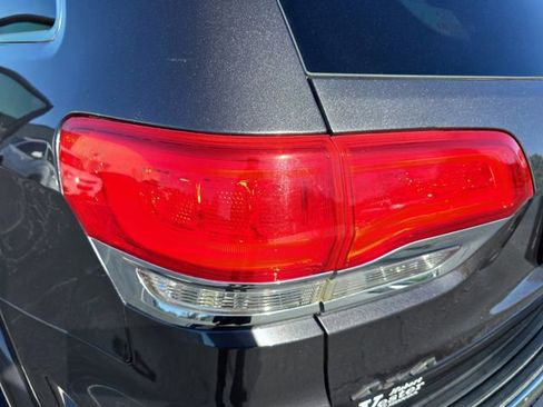 Used 2014 Jeep Grand Cherokee Overland image 36