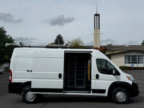 Used 2023 RAM ProMaster 2500 FWD image 23