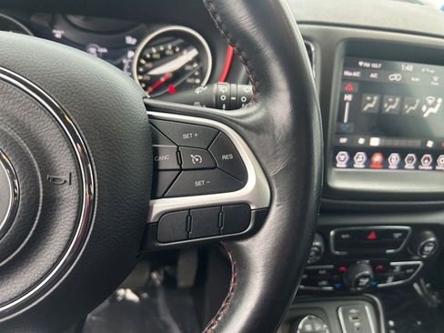 Used 2020 Jeep Compass Trailhawk image 18