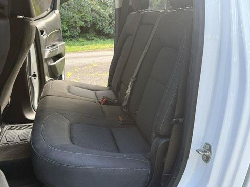Used 2018 Chevrolet Colorado LT w/ Safety Package RWD image 13