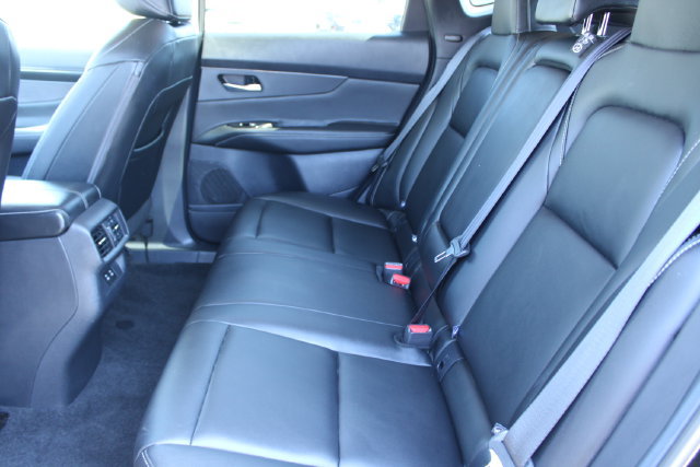 Used 2025 Nissan Murano SV FWD image 35