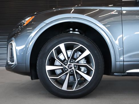 Used 2023 Audi Q5 2.0T Premium Plus image 5