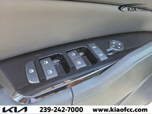 Certified 2024 Kia Sportage EX FWD image 21