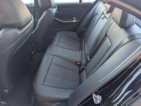 Used 2025 BMW 330i Sedan image 25