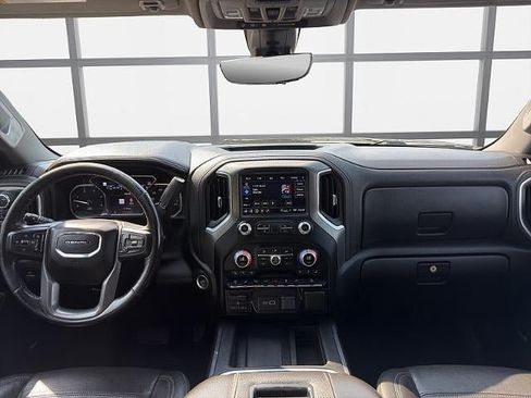 Used 2022 GMC Sierra 3500 Denali w/ Denali Ultimate Package AWD/4WD image 19