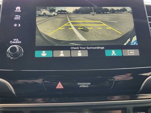 Used 2022 Honda Pilot Elite image 17