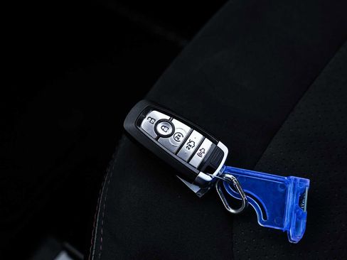 Used 2018 Ford Explorer XLT w/ Equipment Group 202A image 58