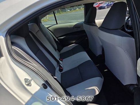 Used 2024 Toyota Corolla LE FWD image 15