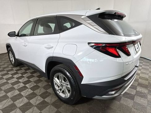 Certified 2025 Hyundai Tucson SE AWD/4WD image 4