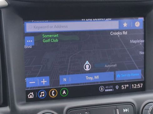 Used 2022 GMC Terrain SLT w/ Infotainment Package II AWD/4WD image 29