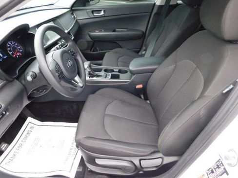 Used 2018 Kia Optima LX w/ 17" Alloy Wheels Package image 13