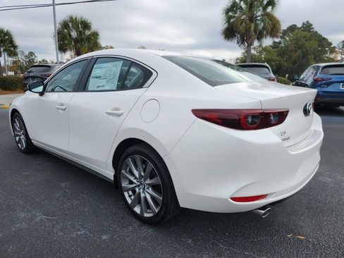 New 2026 MAZDA MAZDA3 2.5 S Sedan w/ Preferred Pkg image 5